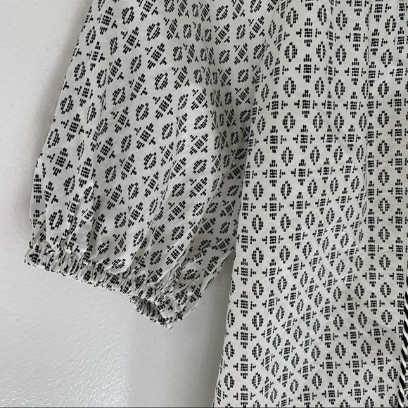 *FREE w/$25 purchase* NWOT A New Day Peasant Top - Picture 5 of 8